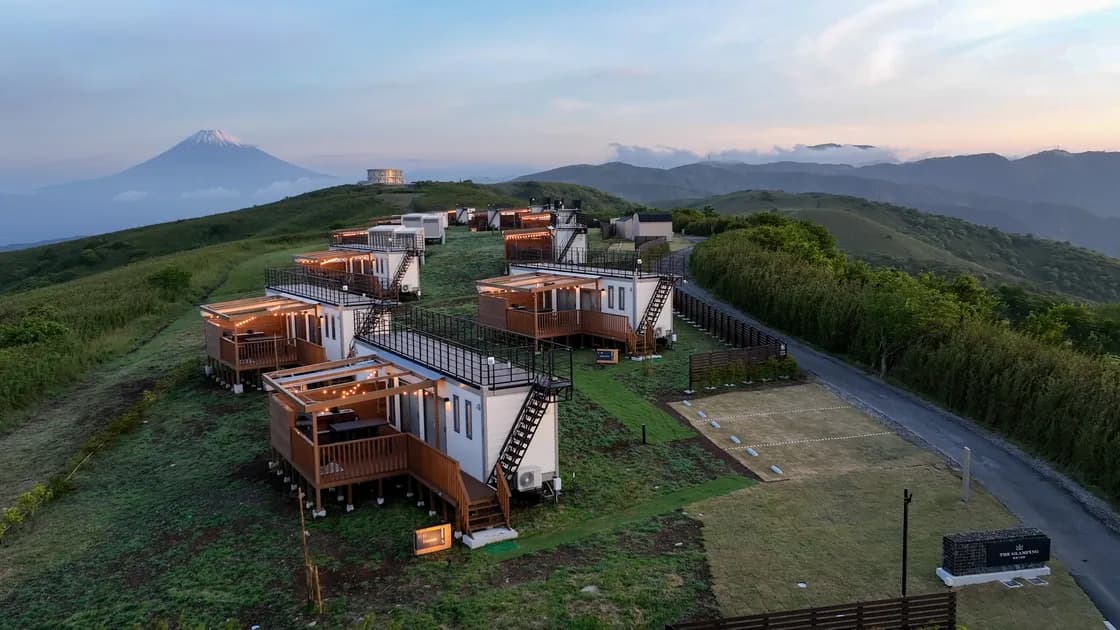 THE GLAMPING 箱根十国峠