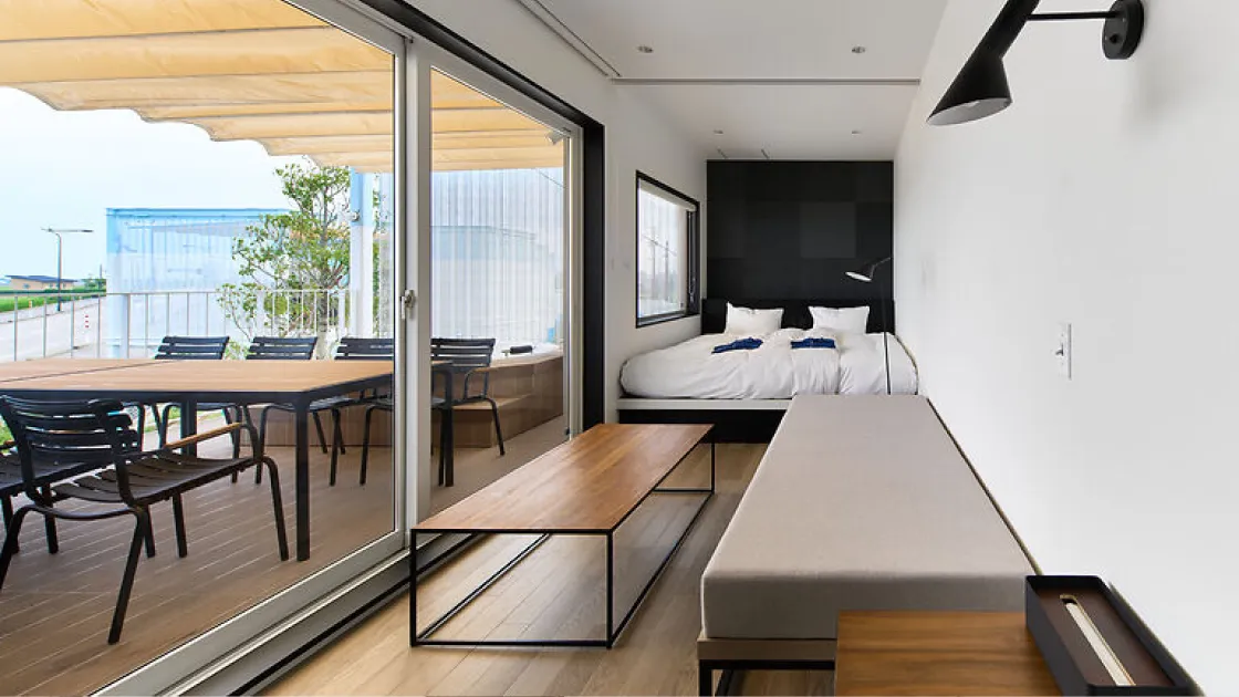 WHARF & CO. - Image 3