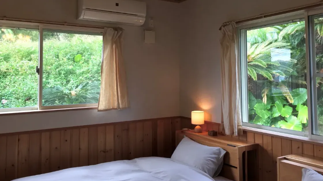 MOUNTAIN ROOM – マウンテンルーム