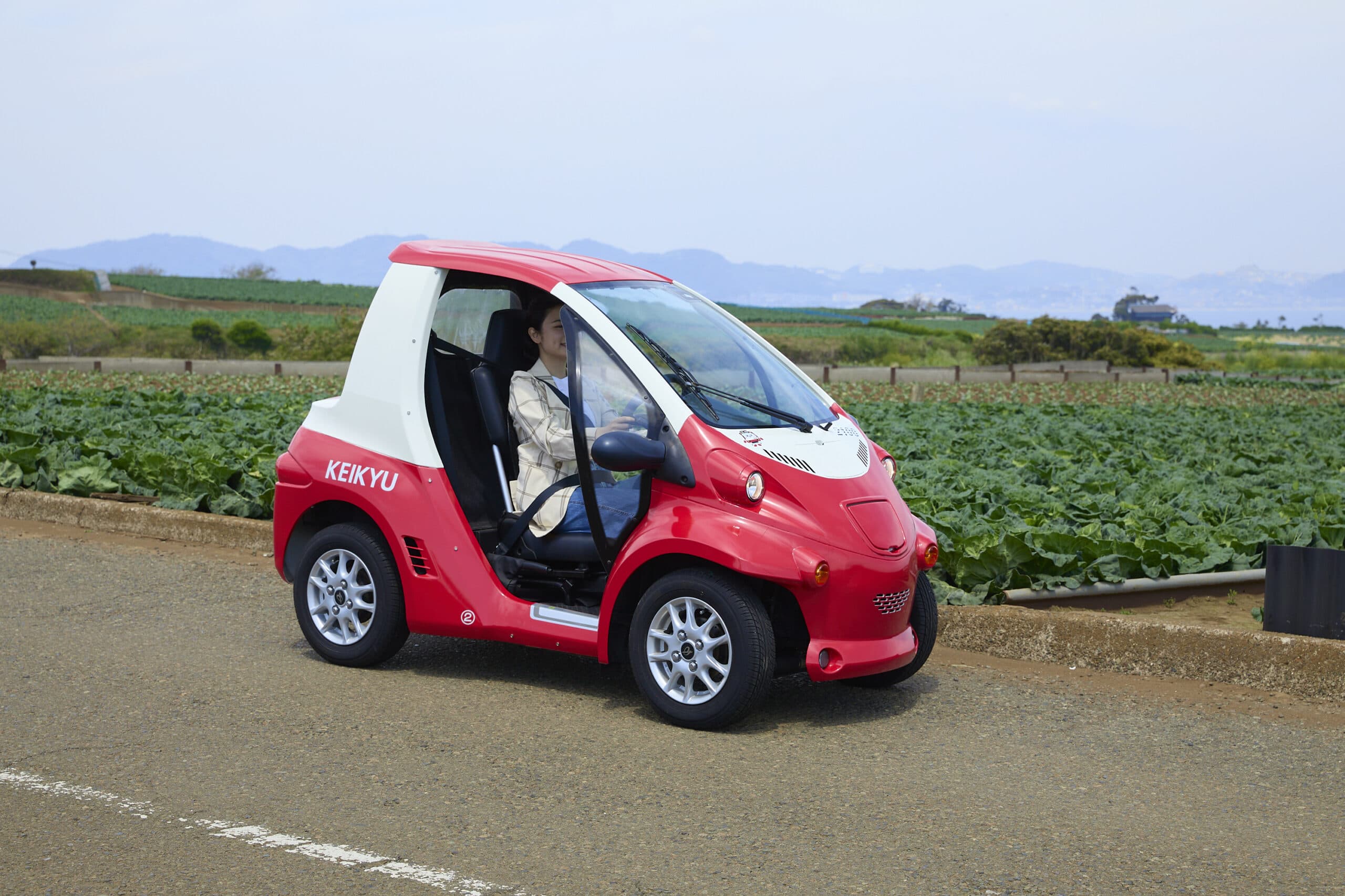 超小型BEVカー「my-mo(ミューモ)」(施設内)