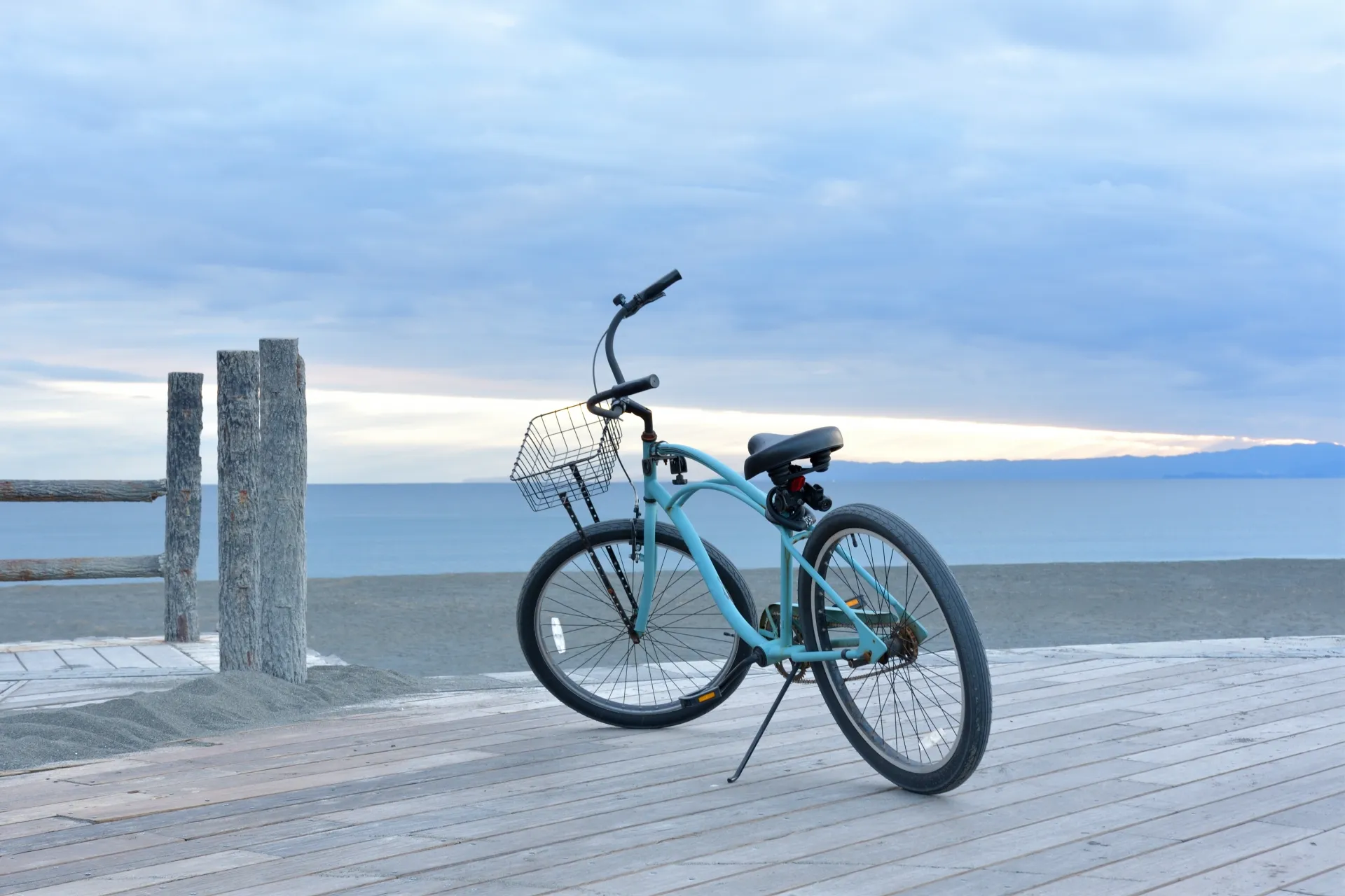 海沿いをのんびりサイクリング